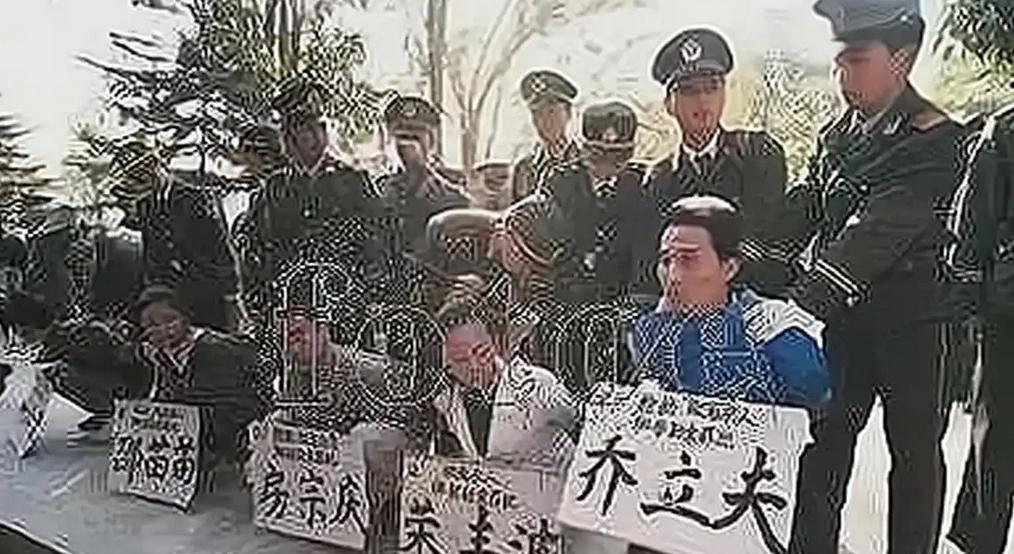 1995年，为了抓捕乔立夫，兰州警方决定以8对1，这8个人均是精选出来体格强壮、