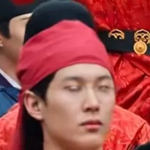 这是什么电视剧，是带了眼镜吗谁能告诉我这是什么电视剧，多少集，感觉这个群众演员带