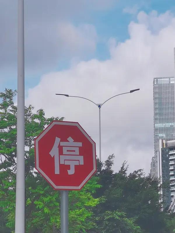 一个人最好的状态，在这个九个字里。人这一生，都在追寻舒服自在的生活状态。我