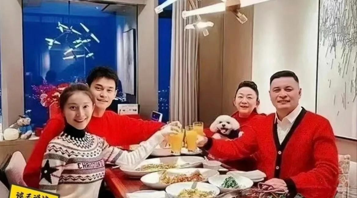 这几天的热搜似乎变成了讨伐孙杨和他妈妈的战.场，也许他们都要后悔上这个节目了吧。