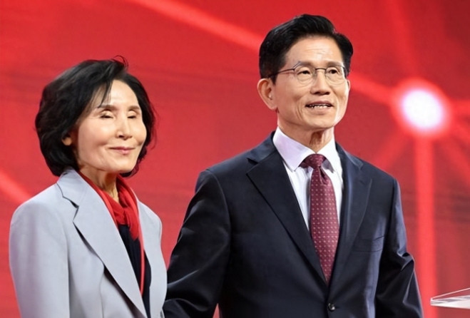 韩国执政党大选候选人金文洙表示：不道歉！没有考虑要尹锡悦退党