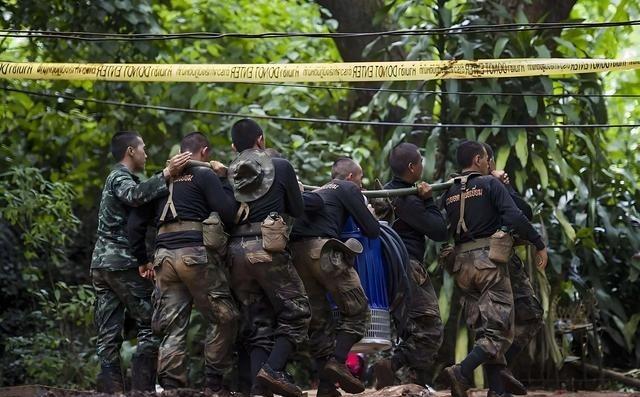 泰国为什么往死里打柬埔寨，川普再次想要劝和根本没有用？根本原因就是泰国想要进步，