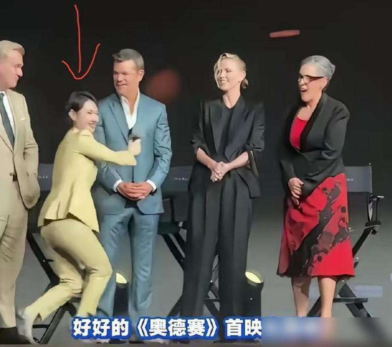 《奥德赛》还没有看，先看见了这乍舌的一幕。这两天刷到好多人围着诺兰中国首映礼