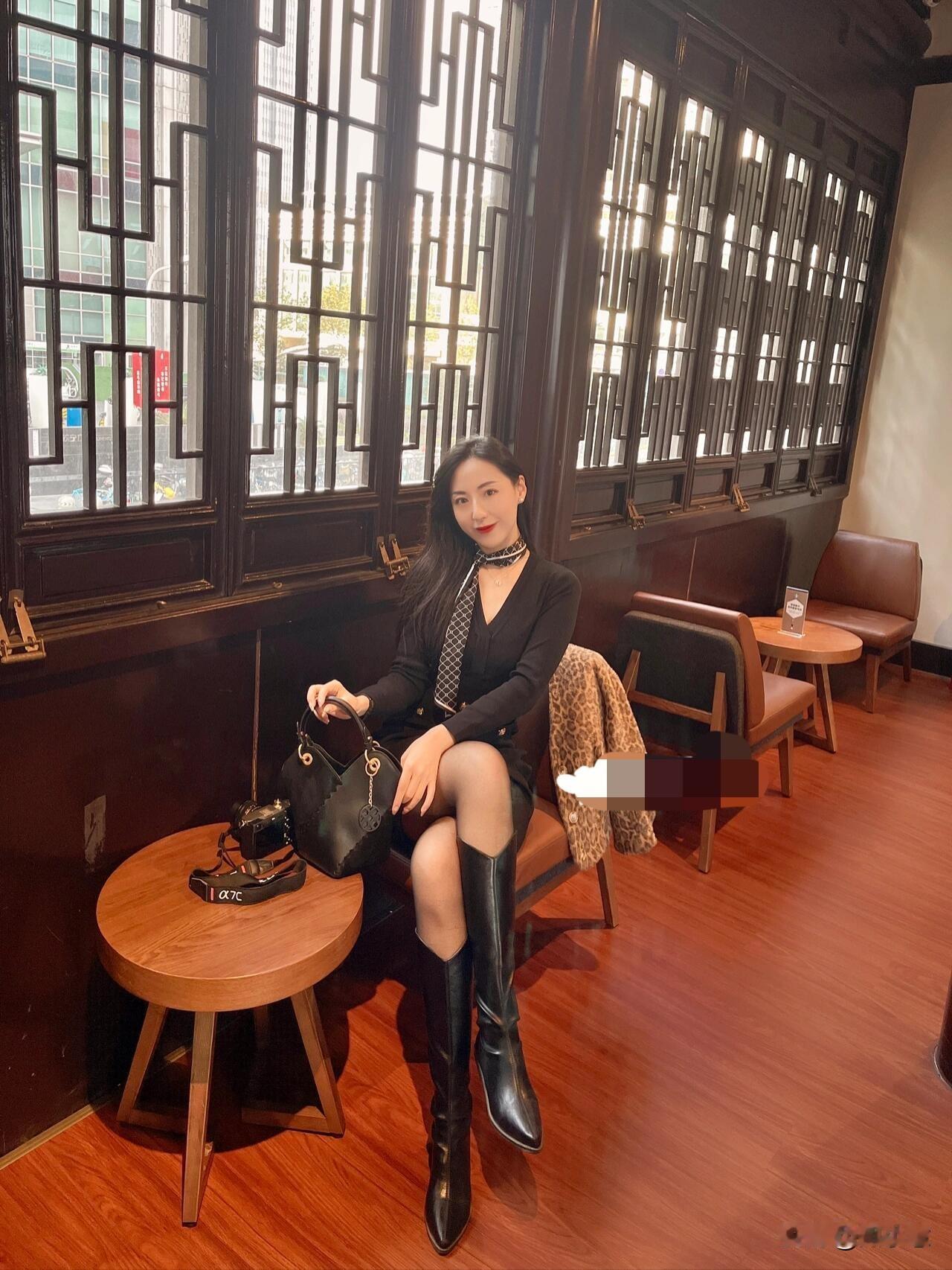 ootd|黑丝长靴|♠️冬季酷飒大拽姐来了||好久没穿一身黑的打扮了南方