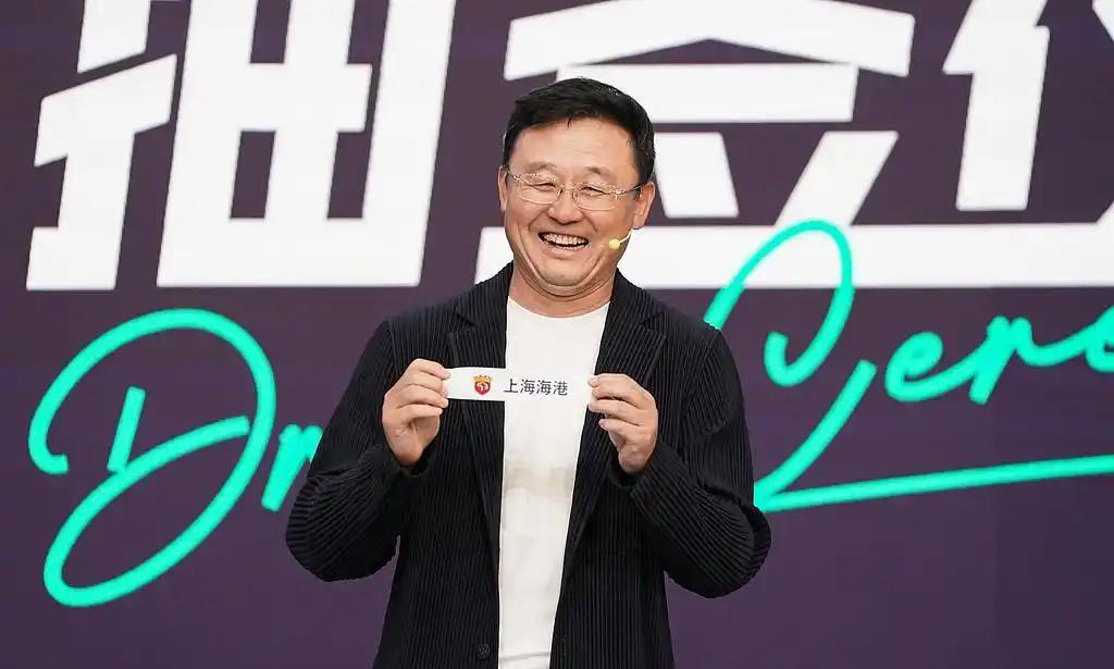 18万元的赔偿，原来只是为了拿一张解约自由身证明。所谓解约自由身证明，就是青训