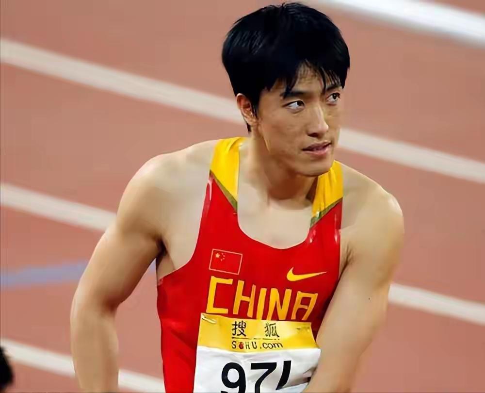 刘翔买断到底值不值？买断费推测仅为100万-150万。刘翔开口要"自由"，买