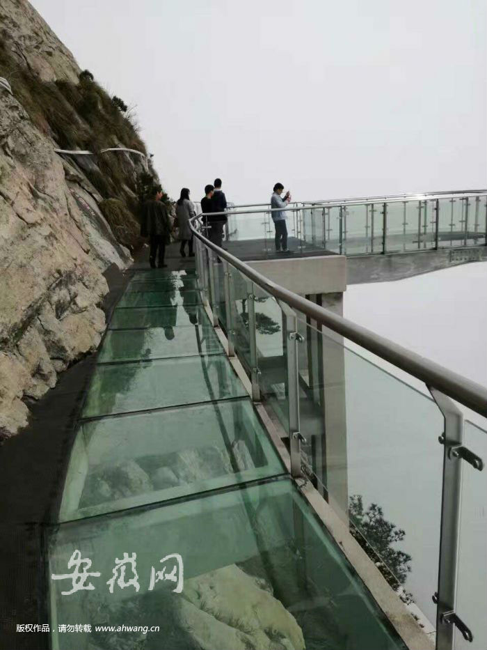 重庆玻璃栈道具体位置图片