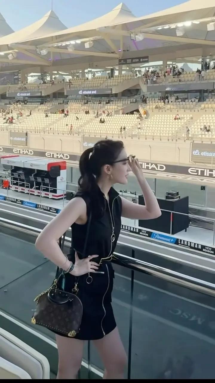 刘亦菲今天的状态好好好酷好美😍