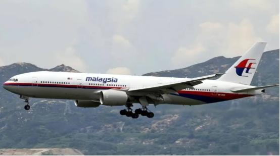 消失11年多的马航370今天突然爆出个炸锅消息，马来西亚刚官宣12月30号，这架