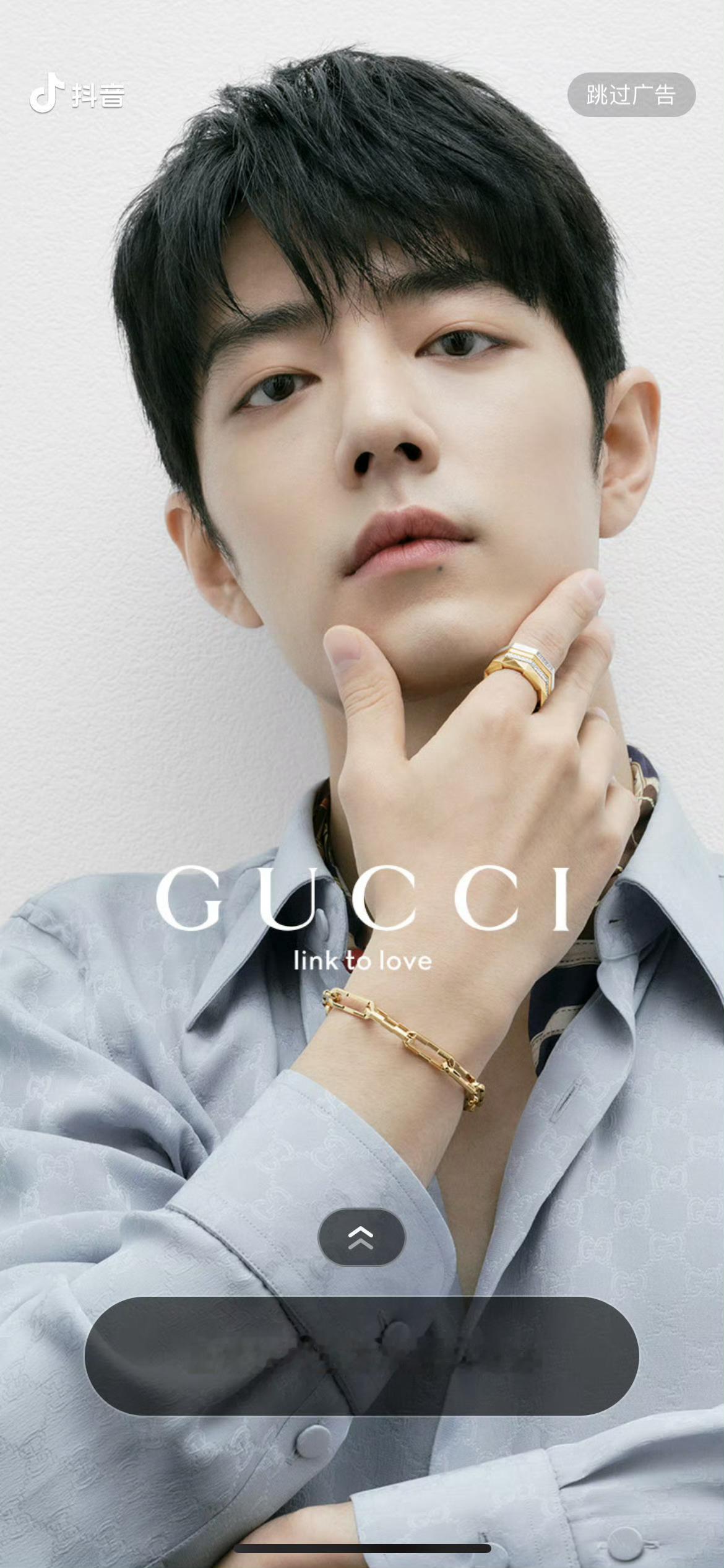 一颗恰到好处的痣都是女娲偏爱，可是他有2颗！！肖战米兰时装周