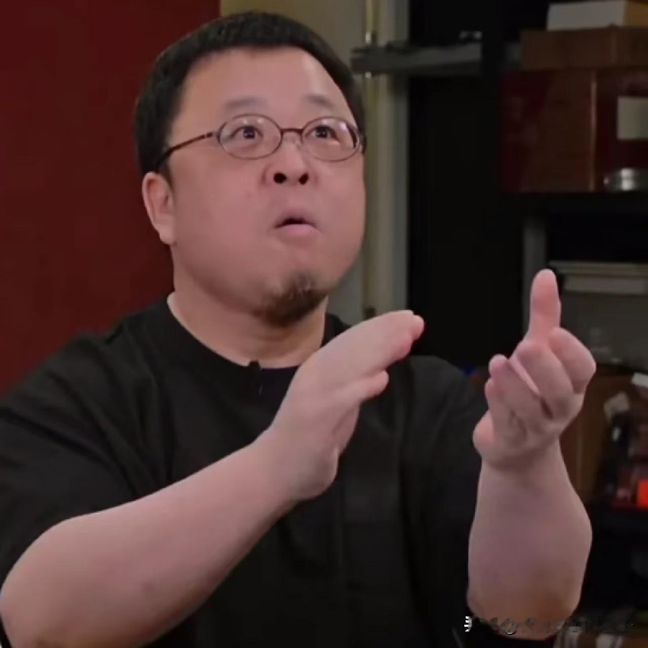 终于有名人碰到和我一样的问题了，罗永浩吐槽电信宽带这事儿，我以前怀疑过手机，也怀