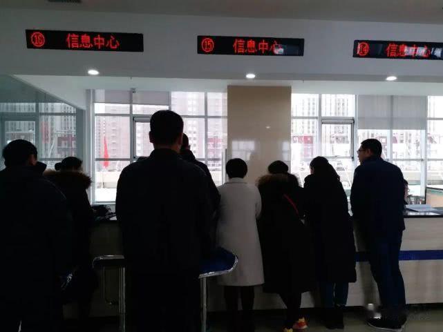 医保报销有个“隐藏规则”，很多人白白错过了。不少朋友看病住院，出院结算才发
