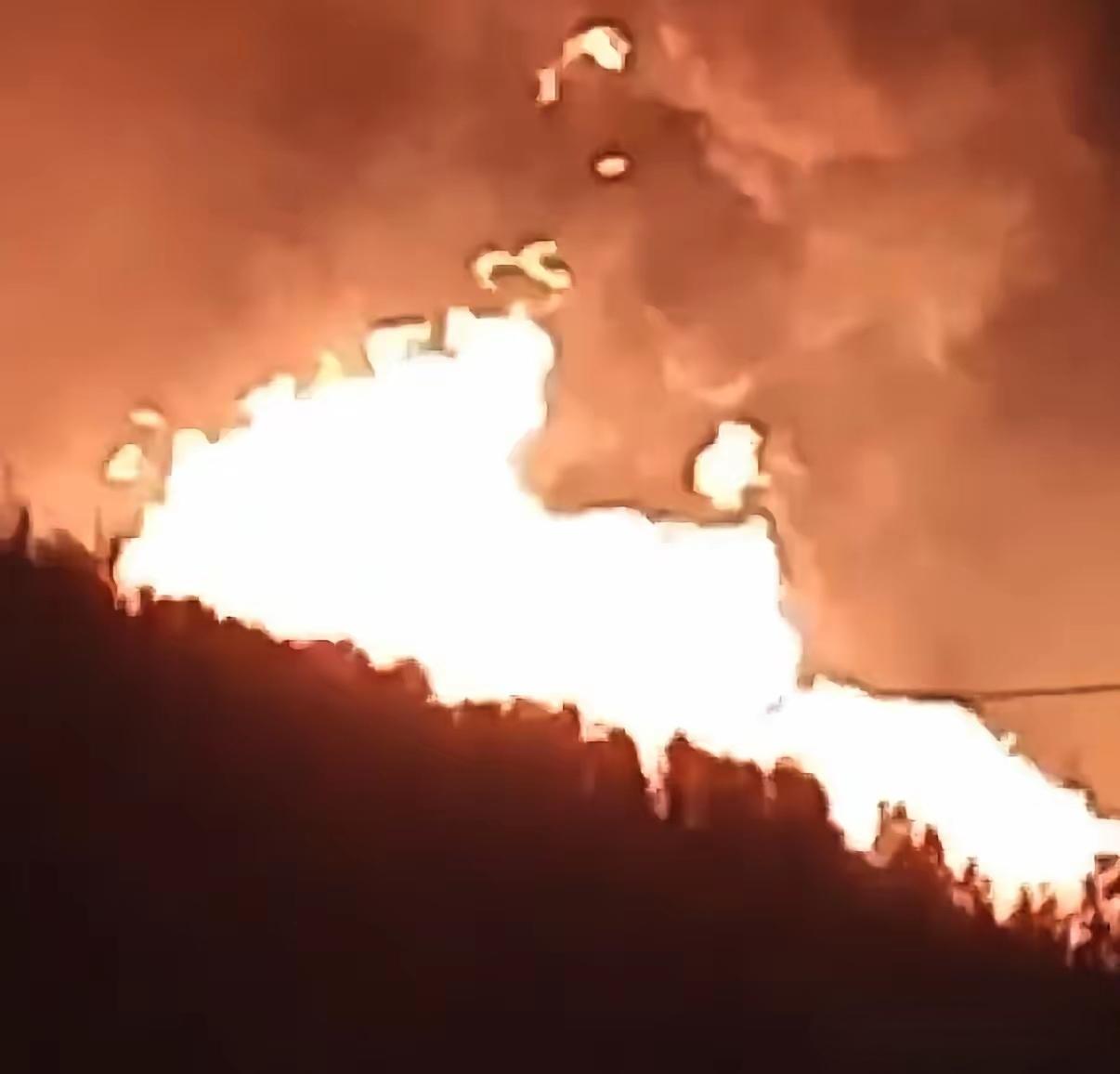 当地时间12月31日，乌克兰武装力量总参谋部通报，截至当日晚间，前线共发生188