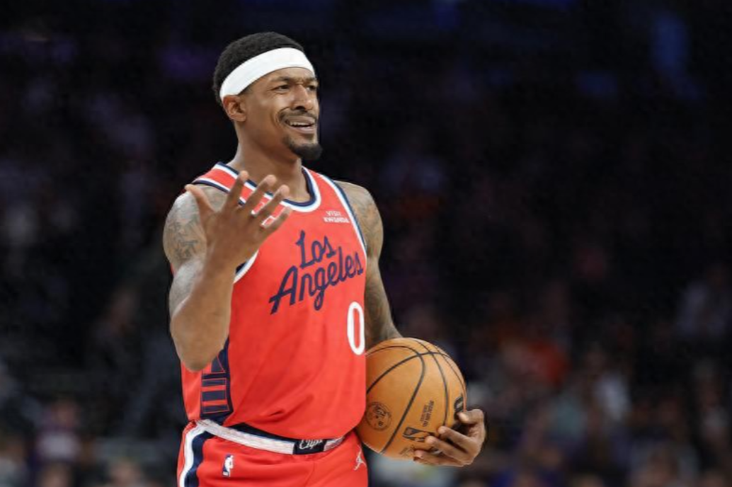 快船以102比115输给了太阳。本场比赛，过去两个赛季效力于太阳、今年休赛期加盟