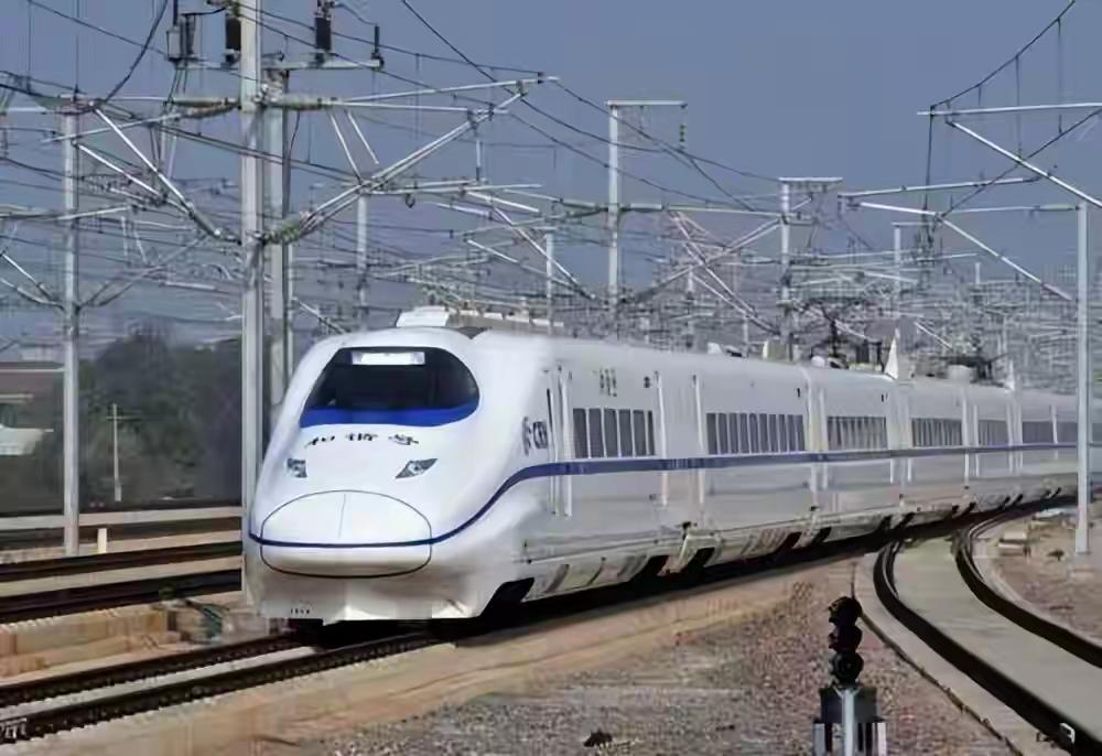 俄:阿中问你一个问题中:啥问题啊俄:你家为啥热衷于高铁而不是修建机场啊