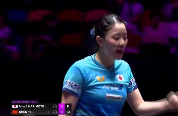 张本美和又冠军了？莎莎和曼昱快出战吧看来除了孙颖莎和王曼昱，没人能收拾她了。