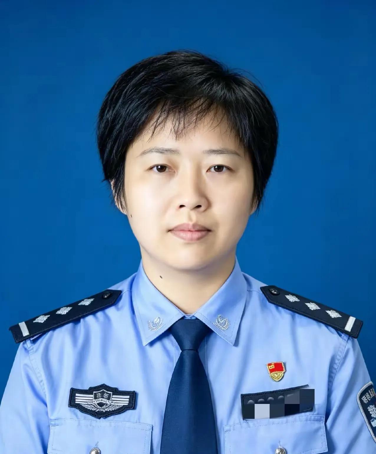 胡丹，1986年出生，中共党员，2010年参加公安工作，现任湖北省襄阳市公安局刑