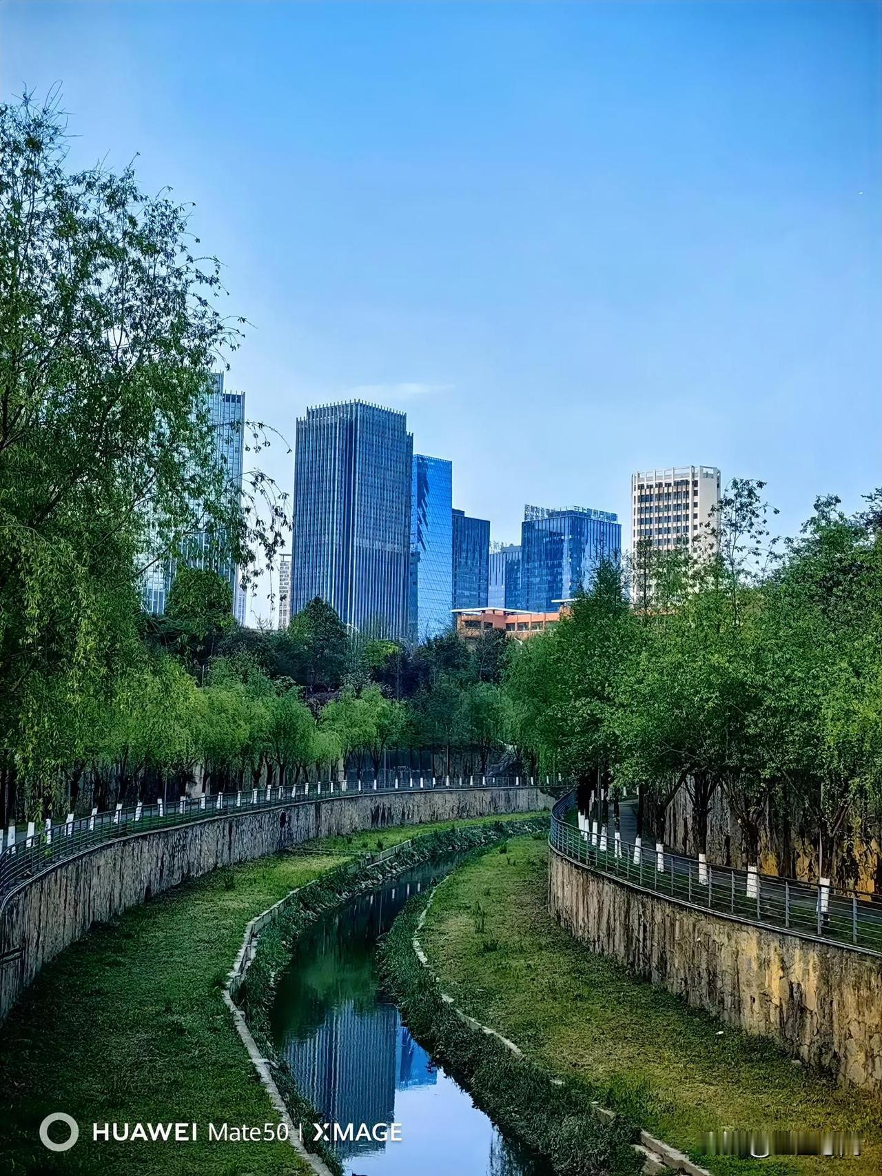 真没想到，都2026年了，周边还是有大把的人每月工资只有三四千的块钱，和一二十年