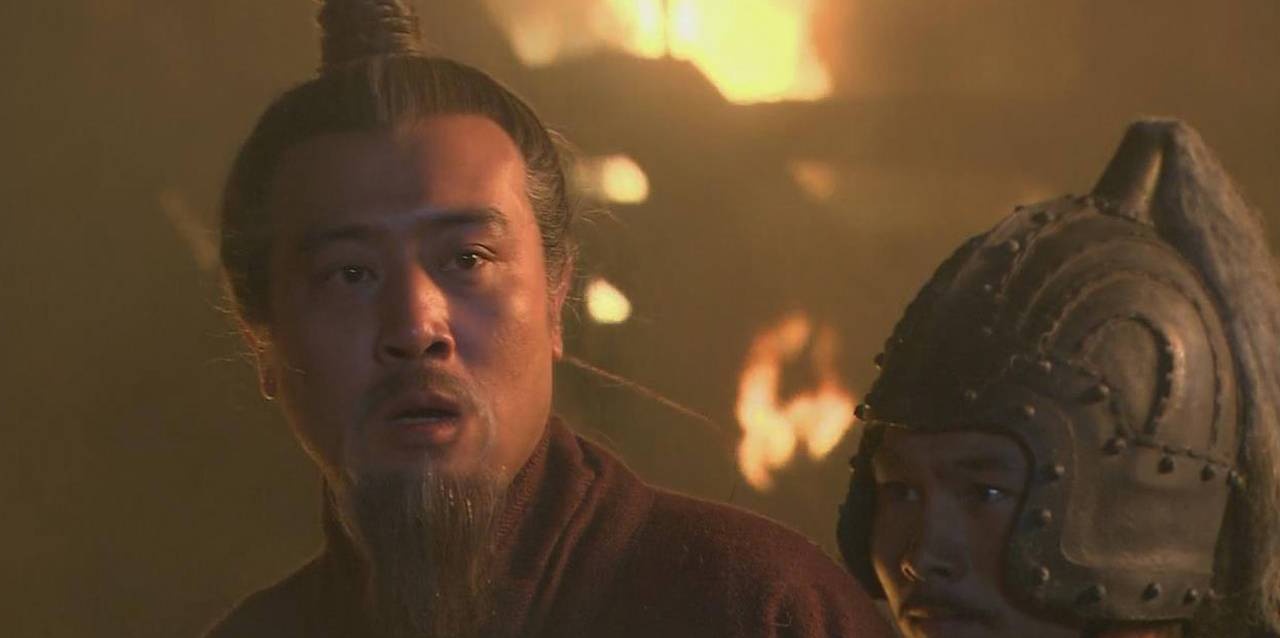 为什么夷陵之战在双方兵力相差并不大的情况下，蜀汉会输的那么惨？