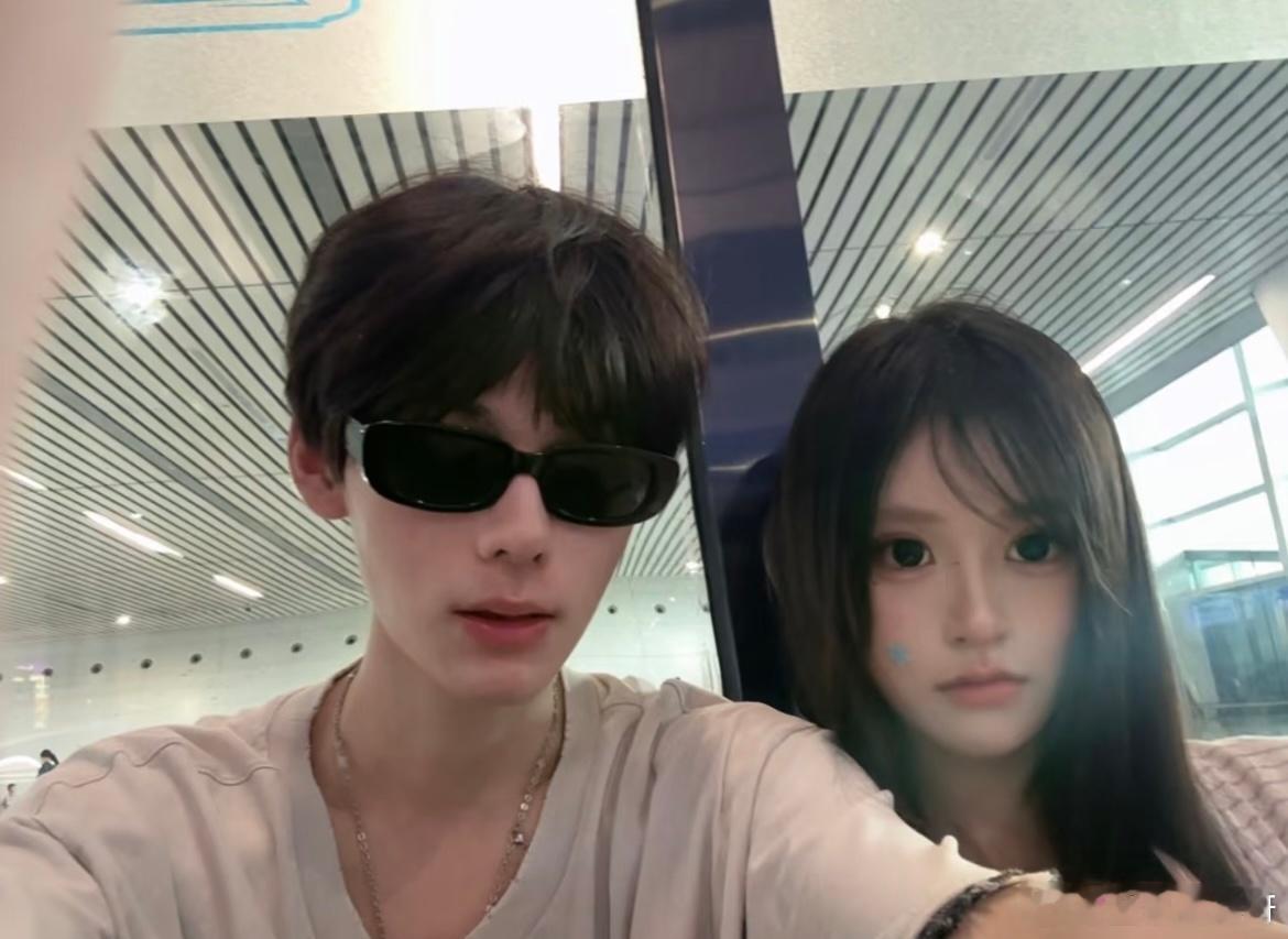 和网恋的女孩第一次见面​​​