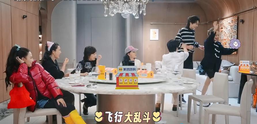 怪不得柯淳说他在宁静面前是一点也不敢装，就怕被宁静给拆穿了。宁静可不管什么流量小