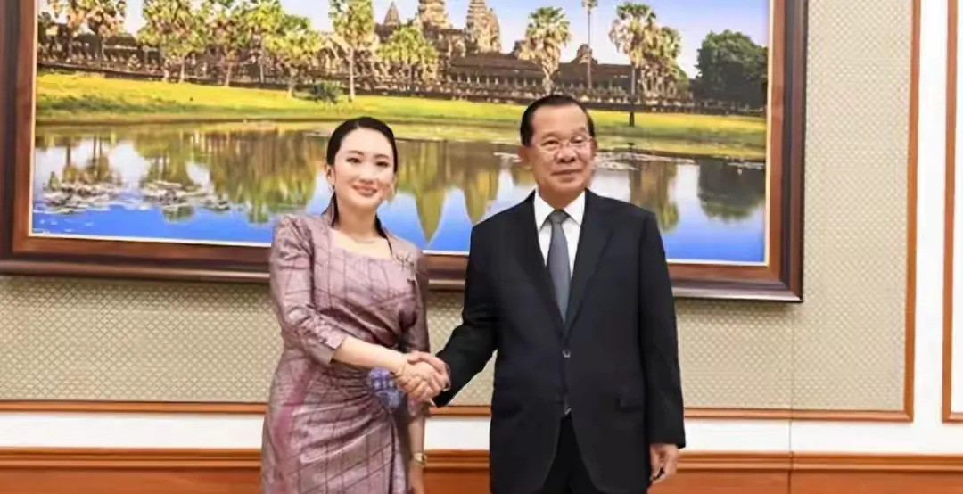 泰国政坛真乱套，一周换了仨总理哇塞！泰国政坛简直比电视剧