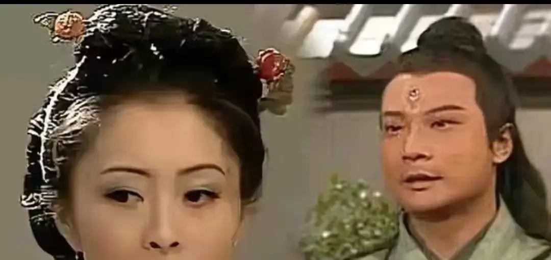 娱乐圈的女星向来把脸面看得比命还重，哪怕年过半百也恨不得满脸胶原蛋白，可前阵子看到钟丽淇的近照，着实