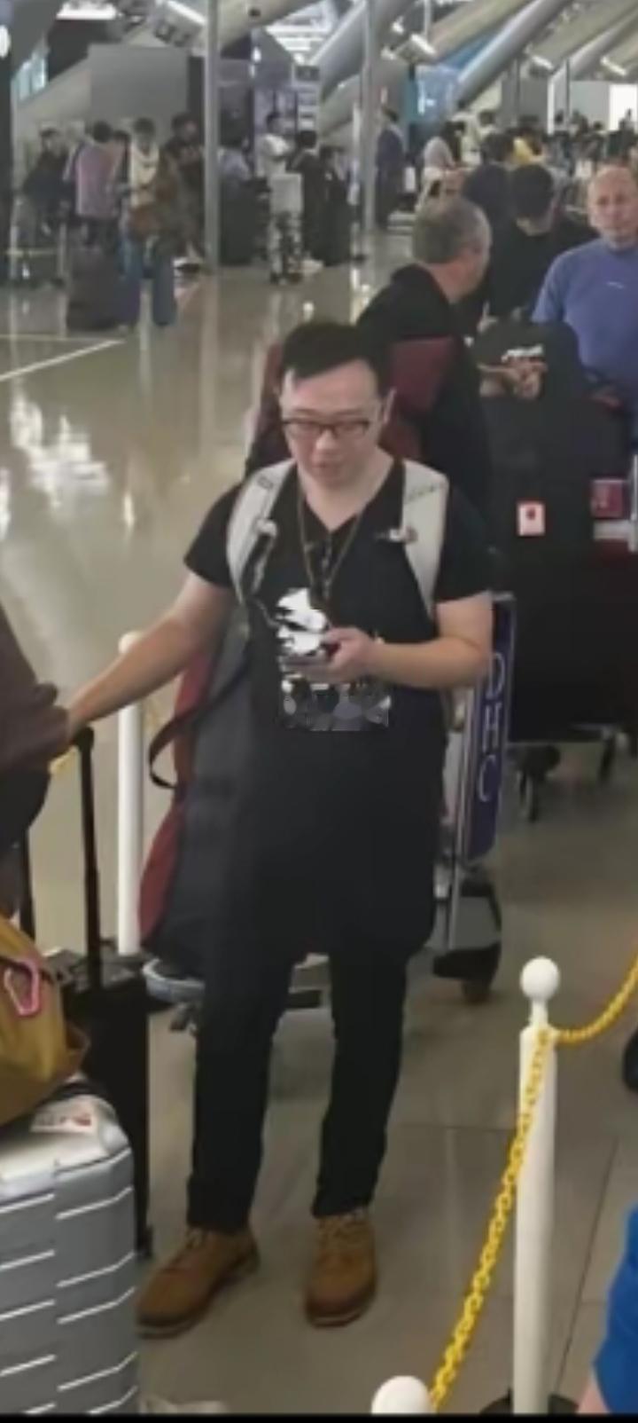 中日航线停飞，中国游客卡住了。愣是不听劝，自己的钱自己做主，谁不让你做主了？