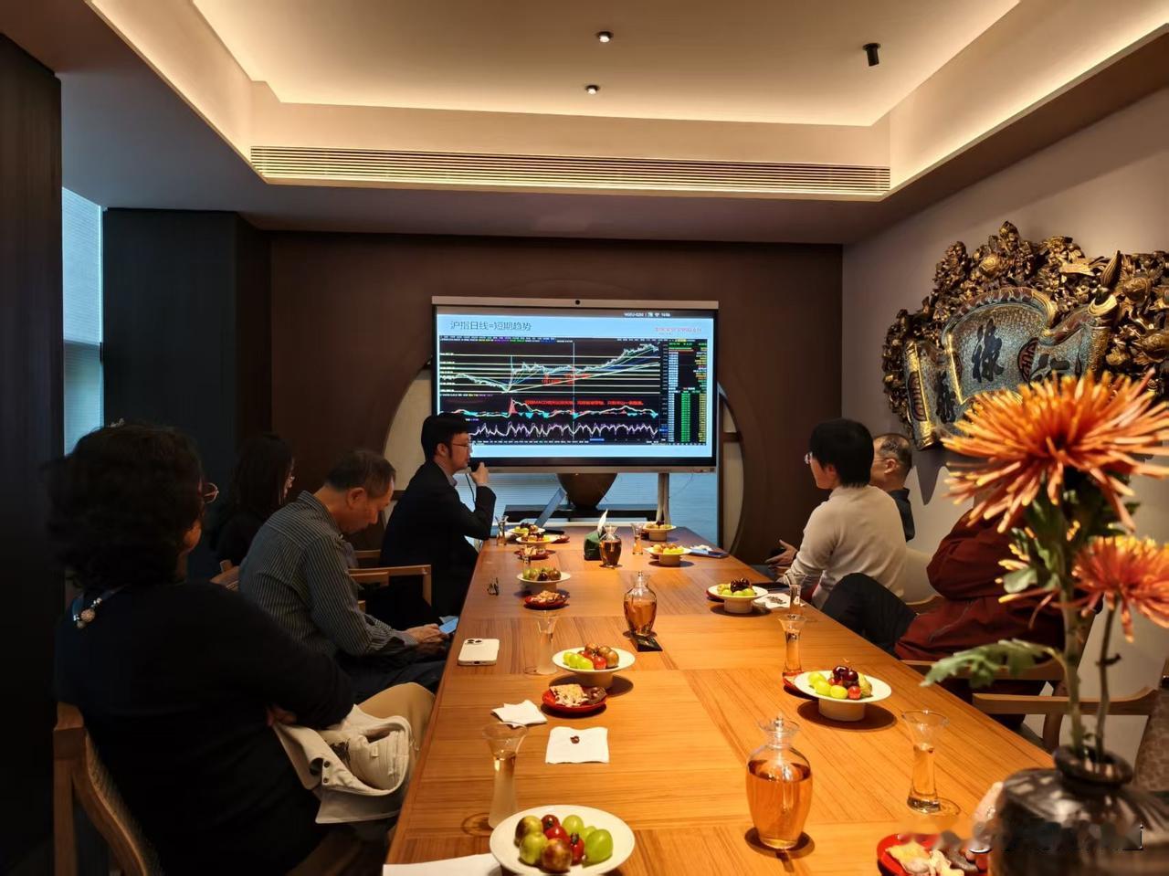 国产GPU第一股引争议！75亿募资近乎全额理财，合规之外的合理性拷问12月