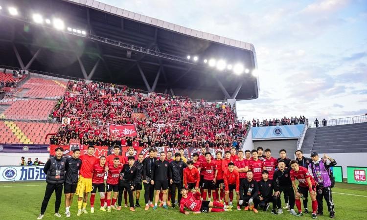 光脚的不怕穿鞋的！预测明天成都蓉城客场3：2力克神户胜利船，以一场胜利结束202