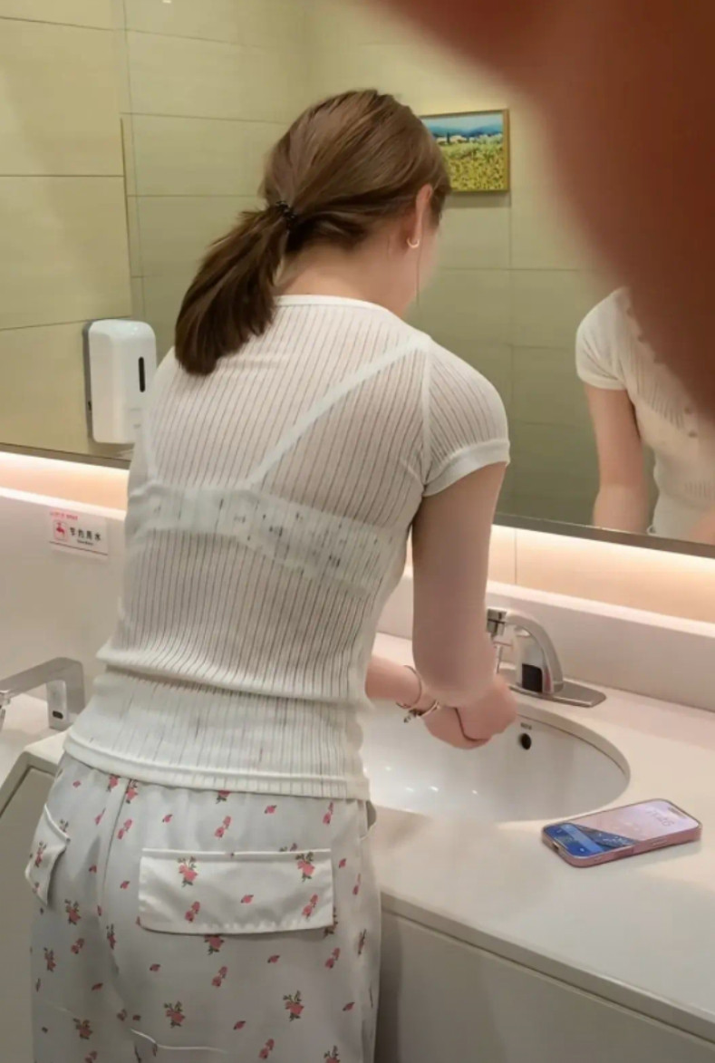 酒店里并没有看起来的那么卫生