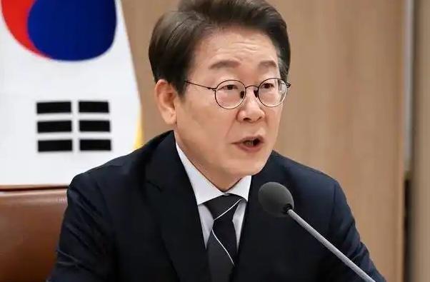 李在明承认美军拆除萨德防空系统，并发表讲话：这就是残酷的现实，我们说了不算。韩国