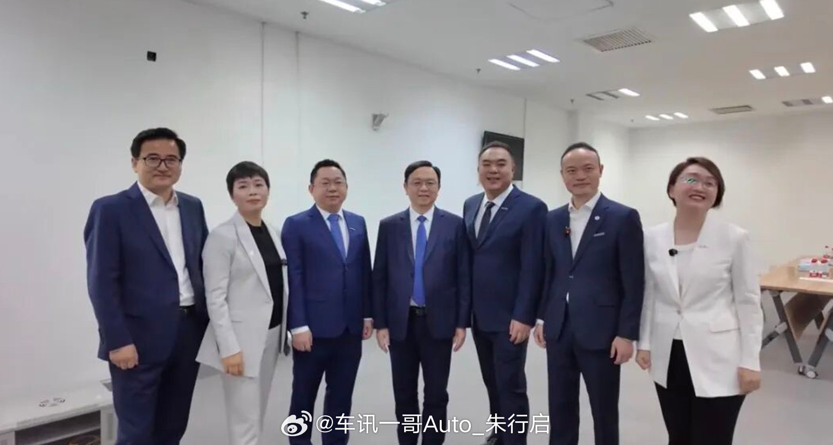 网传比亚迪五大子品牌分家，比亚迪内部正在推进一项重磅组织架构改革，核心就是打破内