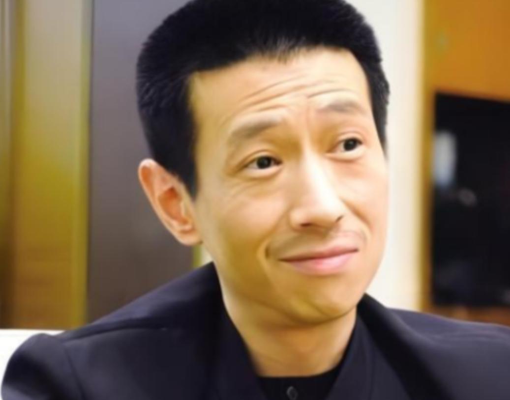☁中国男子以2.7亿从法国购得了圆明园的兔首和鼠首，当要求付款时，他却说：