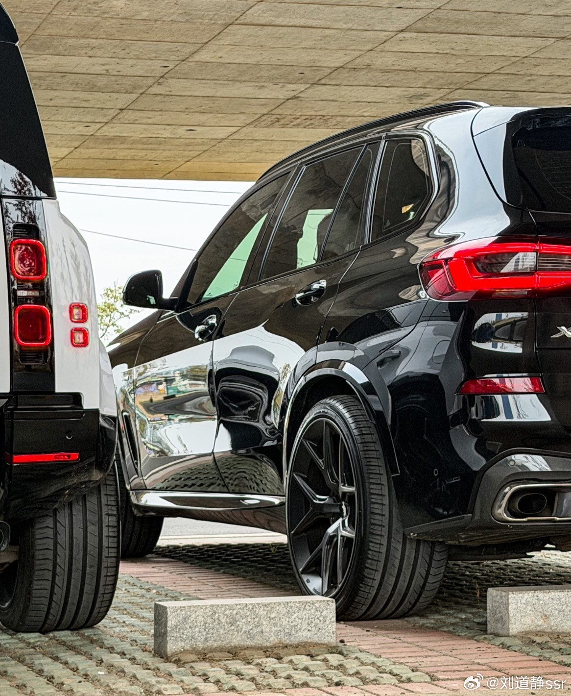 审美很专一：轮毂要大轮胎要宽