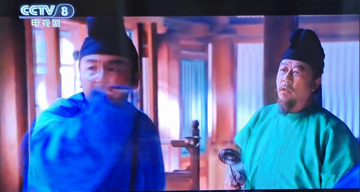 兔子急了也咬人。长安的荔枝里李善德被骗了荔枝使的任务后，发现自己必死无疑了，突