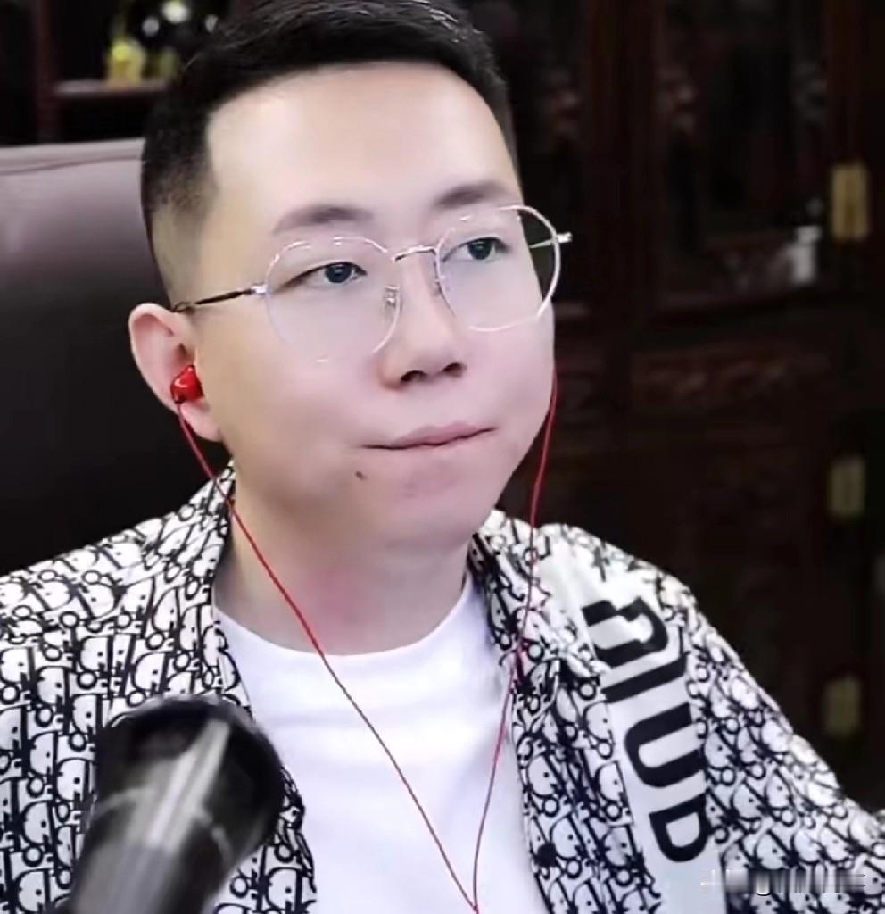 “源佑手”来ks各自发展，王小源疑似收2000万签约费！聊到王小