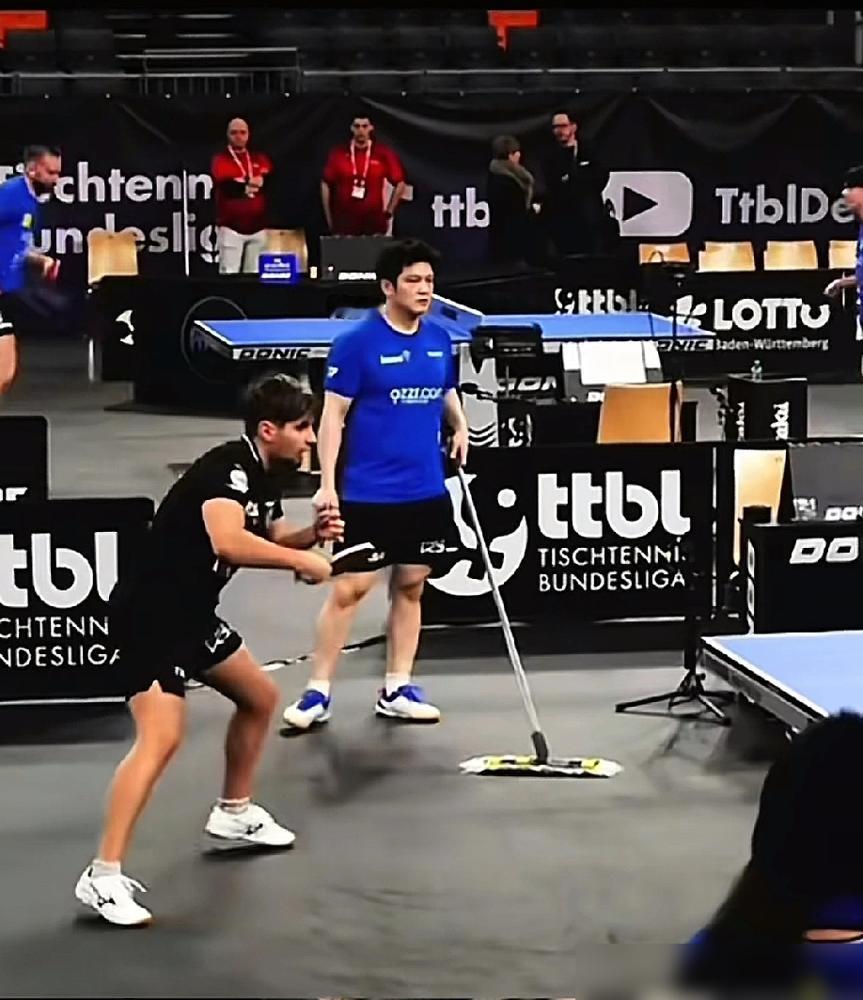 很多人想不明白，樊振东为何要放弃世乒赛，这要是放在其他人身上，泼天富贵求之