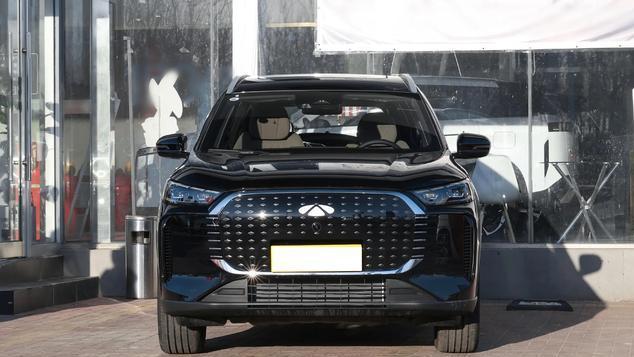 奇瑞全新“王牌”SUV! 15T插混 零重力座椅, 油耗13L, 999万起