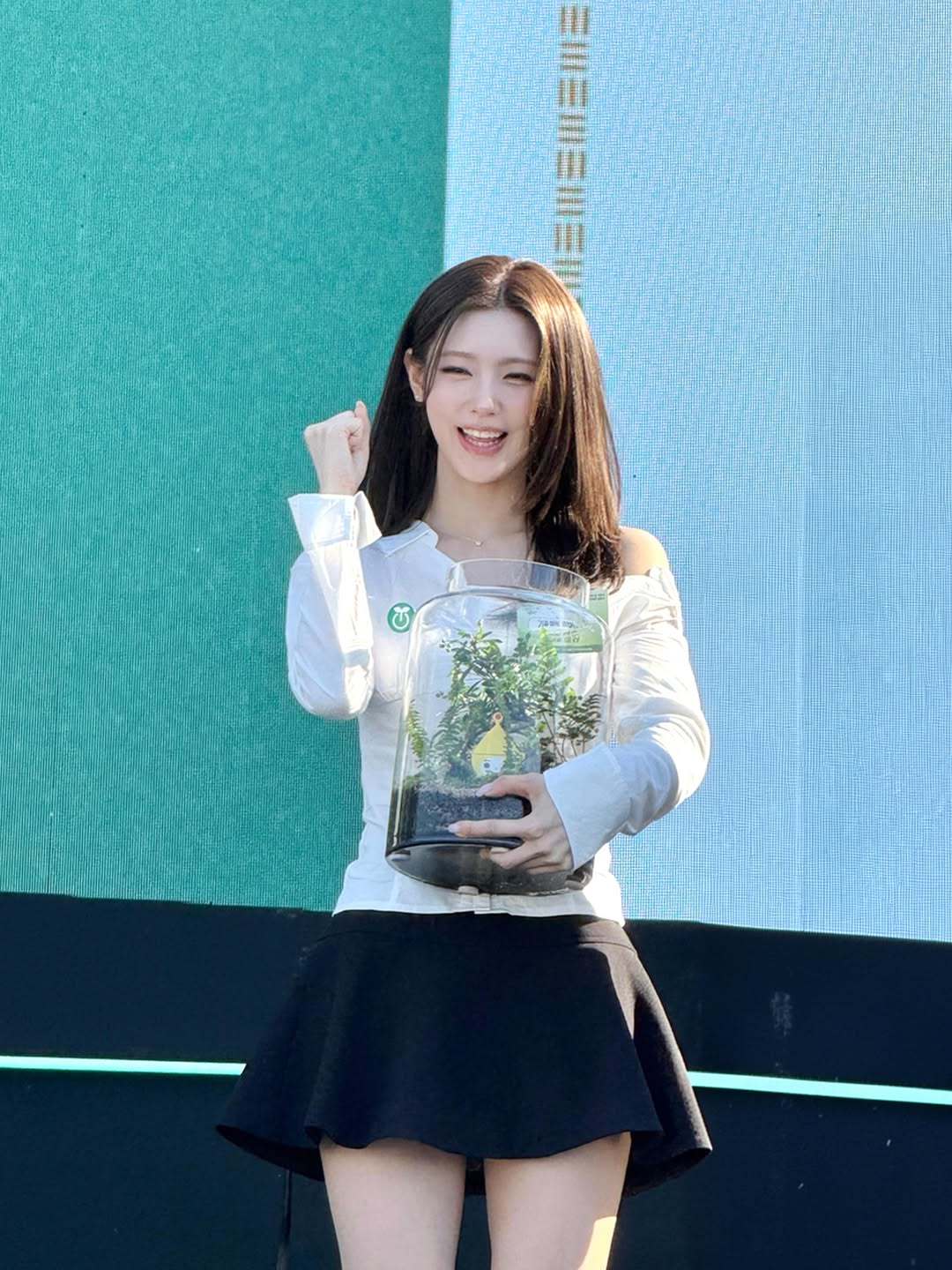赵美延ins更新