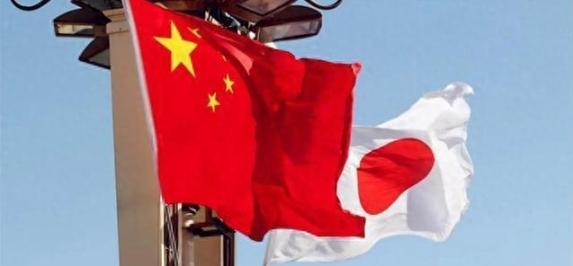 假如中日再次开战，我猜估，一当然不会亡国，二不会飞快速胜。以前抗战八年，如现今时