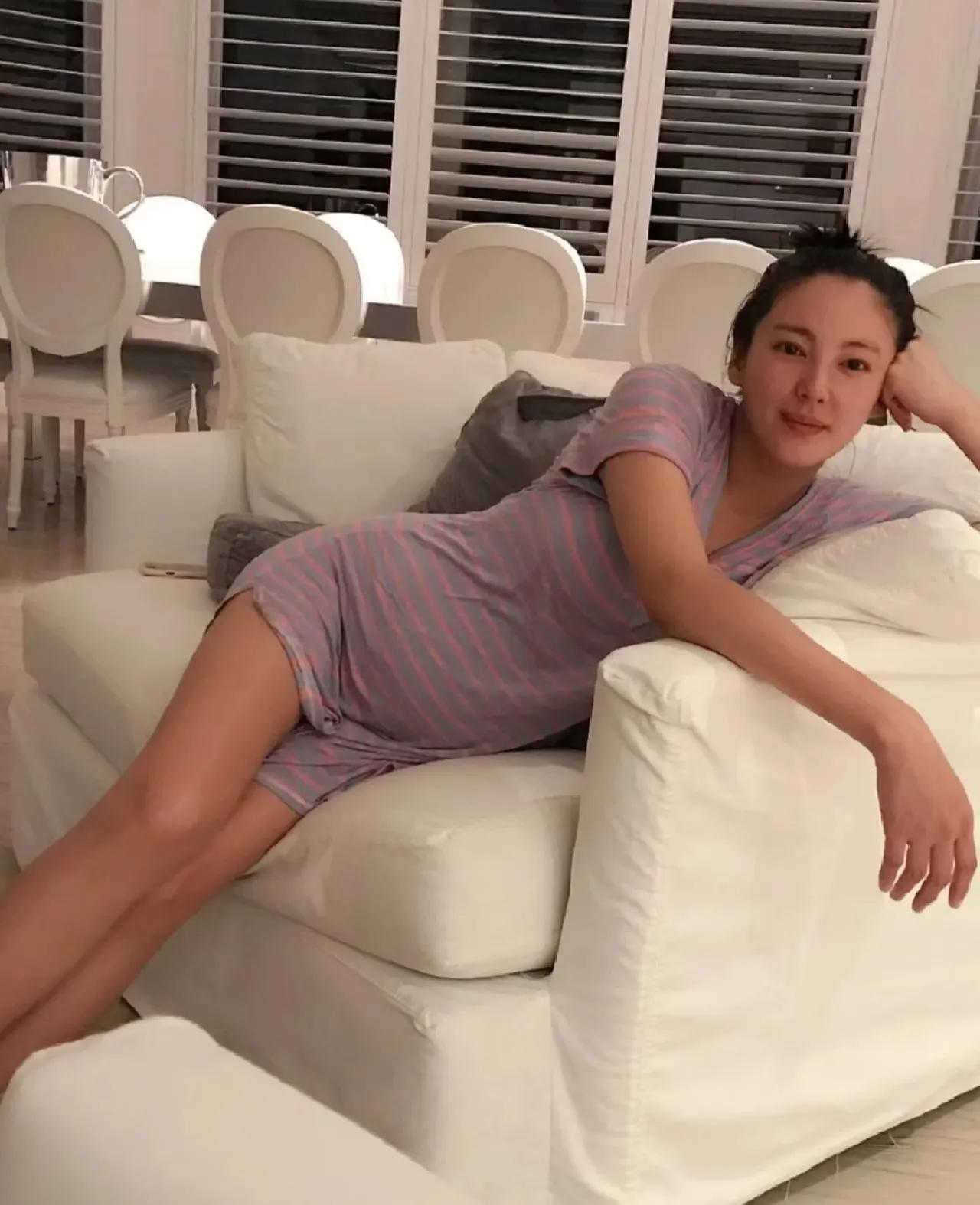 张雨绮被曝又怀孕了，葛晓倩发文嘲讽：团队琢磨了两个月，想用这种公关手段来反转舆论