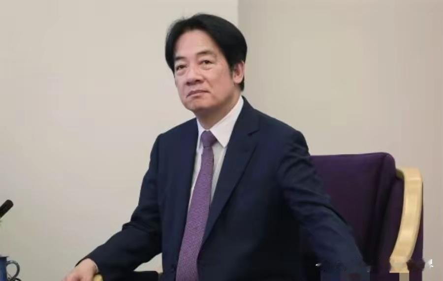 美国老牌反华智库兰德公司，最近干了件让“台独”势力慌神的事——2025年10月1