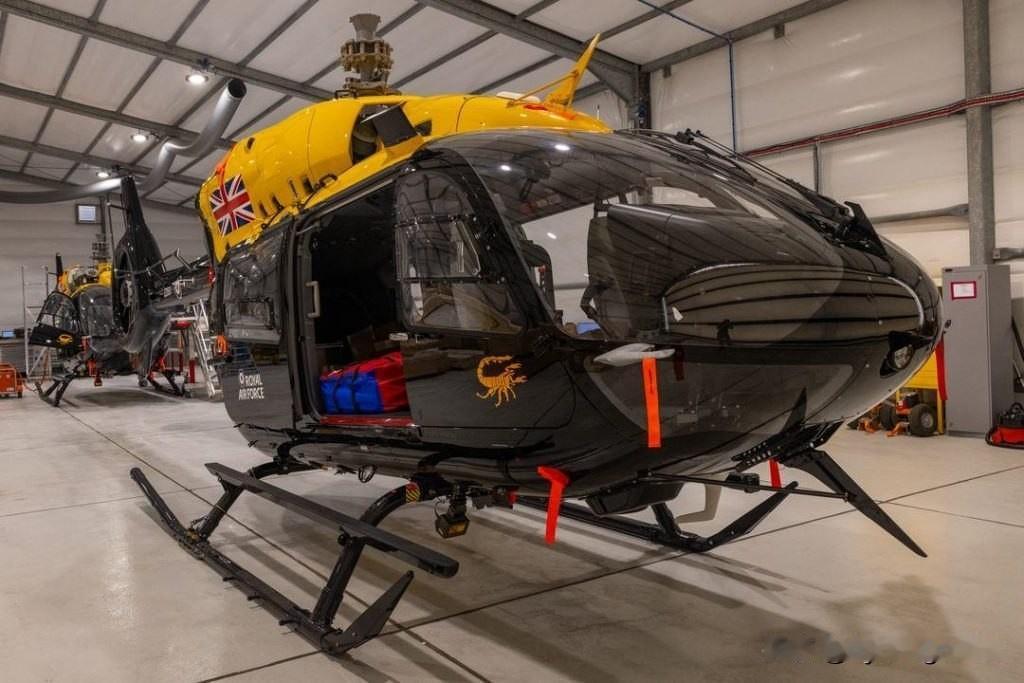 🚁🇬🇧🇨🇾英国皇家空军向塞浦路斯部署首批H145多用途直升机