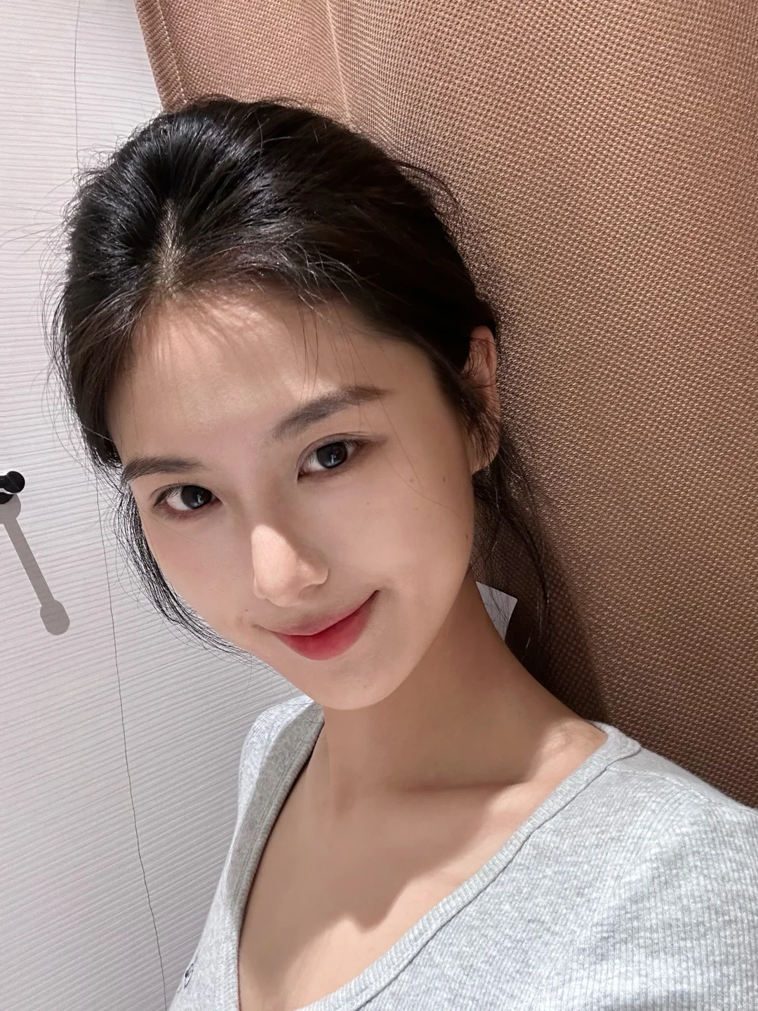 淡妆不淡颜 被自己美到 无眼影妆容 live图