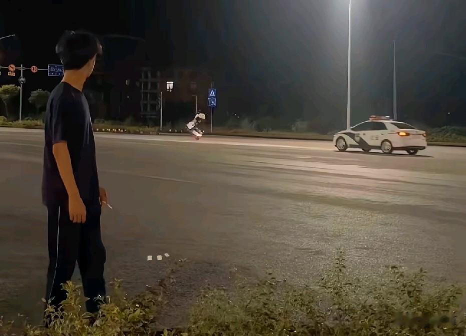 真厉害警车护航