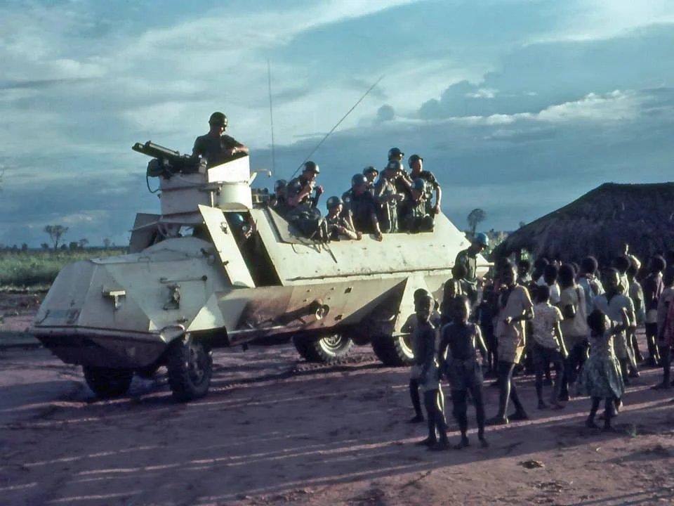 瑞典KP-bil（Terrängbilm/42）装甲运兵车，这是一款二战时期基