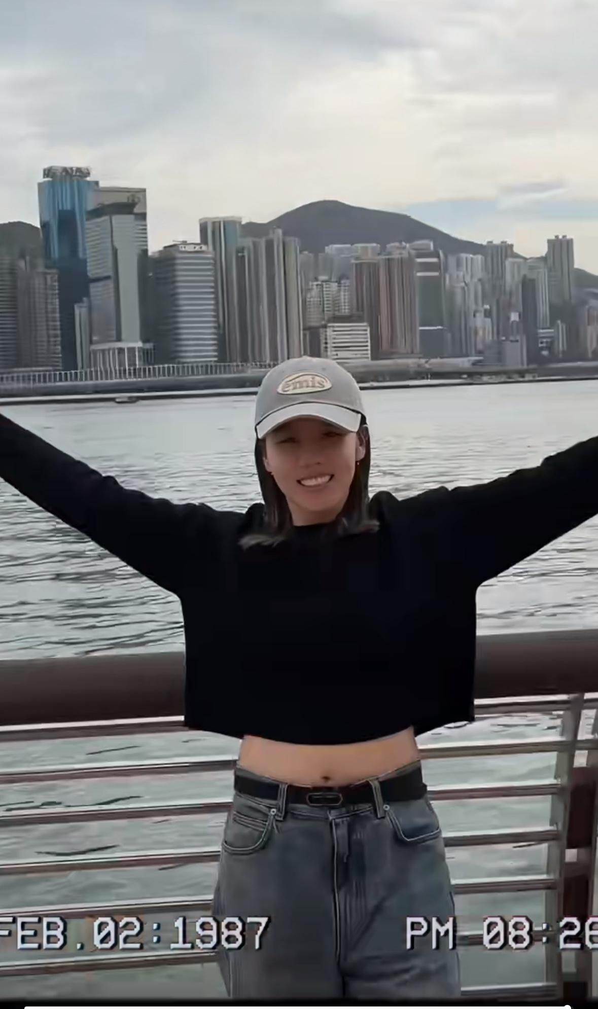 陈幸同更新：维多利亚港，很美，希望我们越来越好！12月16日，陈幸同更新，