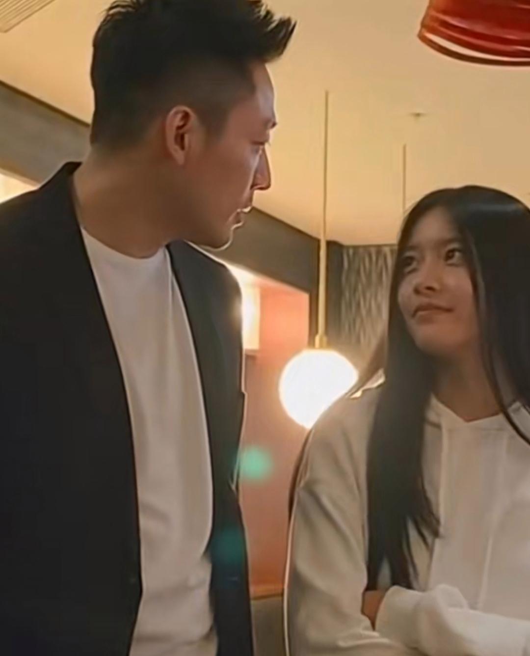 真看不明白，这汪小菲过往曾为争夺一双儿女的抚养权，不惜与前妻彻底撕破脸面，相关风