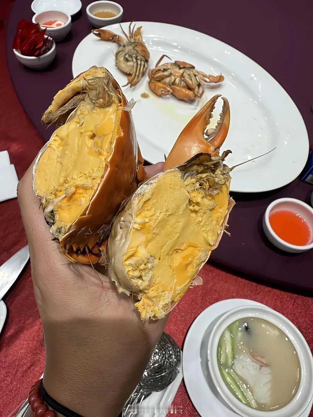 400块钱的螃蟹，大家觉得值不值呢？